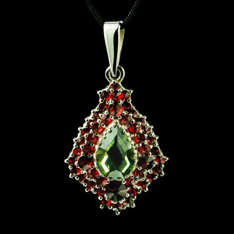 MOLDAU, MOLDAVITE, GARNET, SILVER PENDANT