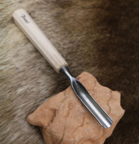 WOOD CHISEL, HAND FORGED, TYPE IX