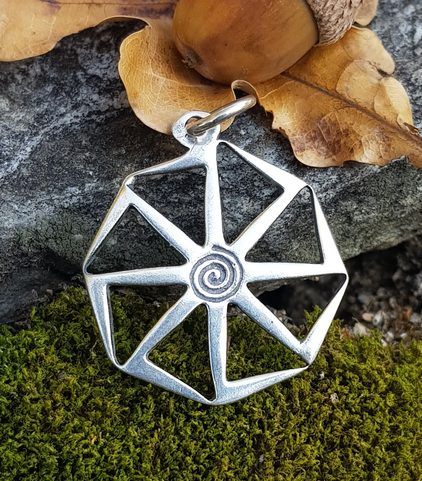 KOLOVRAT, SILVER PENDANT, ROD