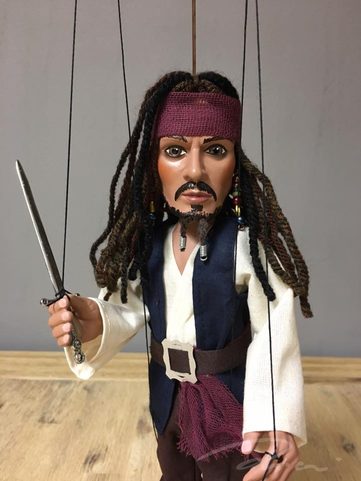 PIRATE, MARIONETTE
