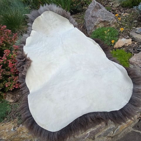 SHEEPSKIN, SWEDISH MELERADE SHEEP