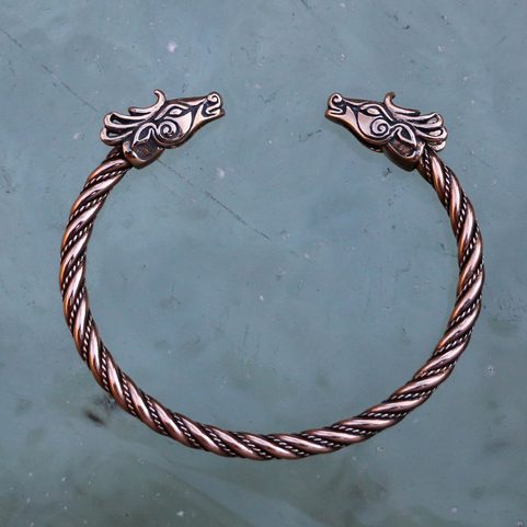 FIANNA, KELTISCHER HIRSCH, BRONZE-ARMBAND