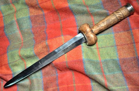 PHALLIC DAGGER ALSO BULLOCK DAGGER