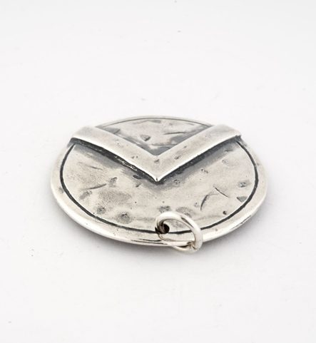 BOUCLIER SPARTIATE, PENDENTIF EN ARGENT