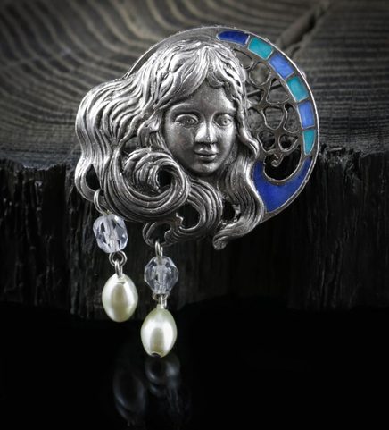 NUIT FÉE, ART NOUVEAU, COSTUME BROCHE