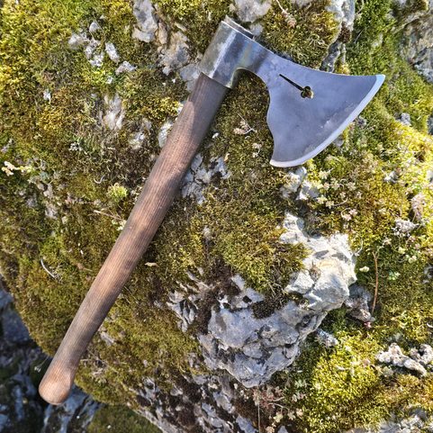 RATTAY, HUSSITE MEDIEVAL AXE OF THE 15TH CENTURY, REPLICA BOHEMIA