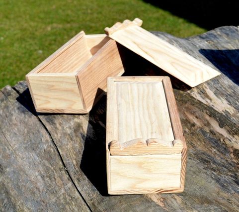 ANCIENT ROME WOODEN BOX, REPLICA