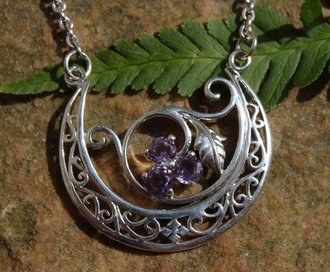 ROYAL GARDEN WITH AMETHYSTS, SILVER NECKLACE, AG 925