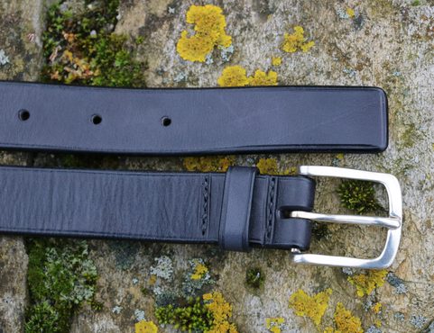 LORIC, CEINTURE EN CUIR DE LUXE AVEC BOUCLE EN ARGENT