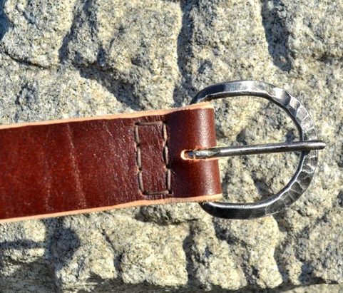 FOURREAU DE CUIR POUR L'ÉPÉE, VIKING