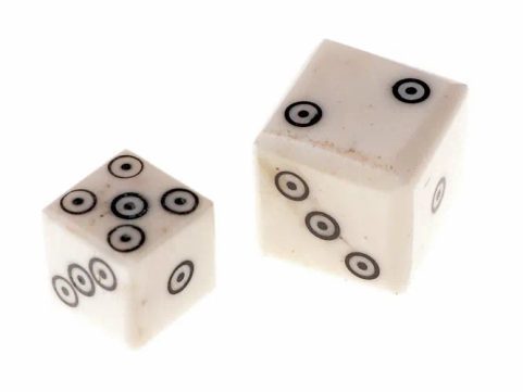 GAMING DICE, BONE, 1 PIECE