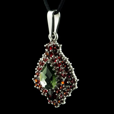 MOLDAU, MOLDAVITE, GARNET, SILVER PENDANT