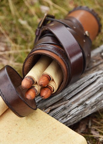 CAPSULA, LEATHER ROMAN HOLDER FOR 3 SCROLLS