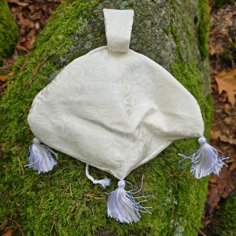 MEDIEVAL LADIES' BAG, 15TH CENTURY, BROCADE, WHITE