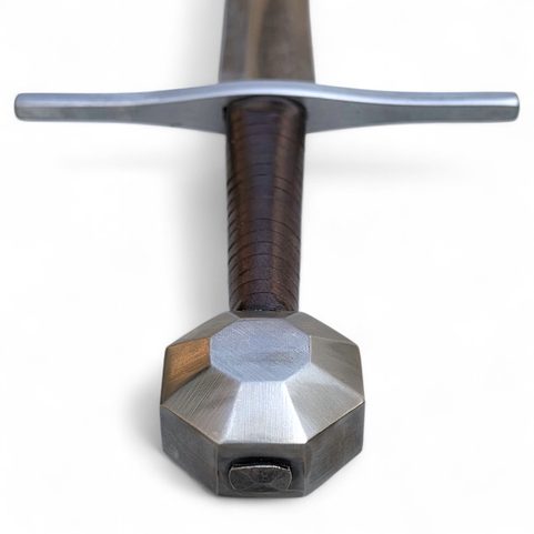 ÉPÉE MÉDIÉVALE À UNE MAIN BALTHASAR, FULL TANG