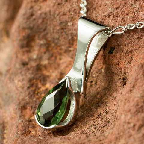 PLACIDA, MOLDAVITE SILVER PENDANT