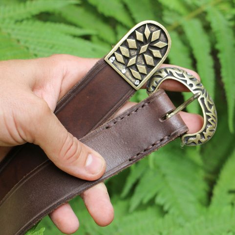 EARLY MEDIEVAL BROWN LEATHER BELT