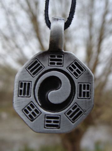 YIN AND YANG, PENDANT