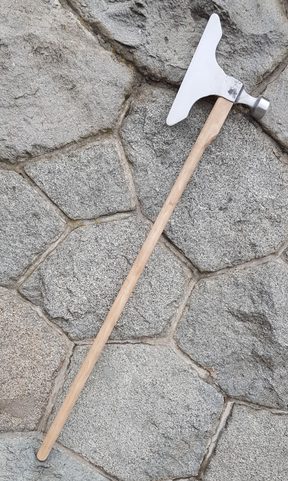 WAR HAMMER WITH SHAFT - HMB
