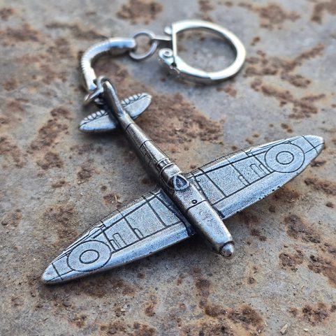 SUPERMARINE SPITFIRE KEY CHAIN, AIRCRAFT PENDANT, ZINC