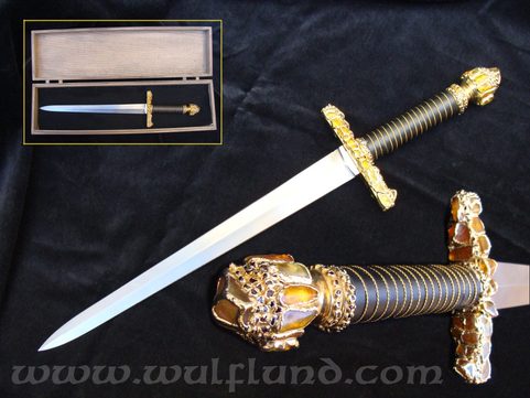 EXCLUSIVE DAGGER - GARNETS AND AMBER