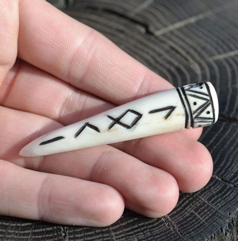 LOKI, VIKING RUNE PEDNANT, ANTLER
