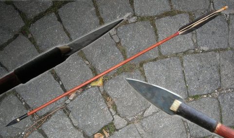ARROW - SHARP ARROWHEAD