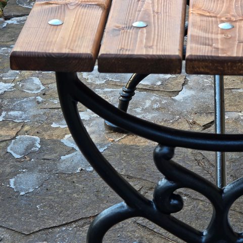 CHATEAU PARK TABLE, CAST IRON