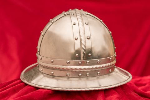 NOLL, ENGLISH KETTLE HAT HELMET