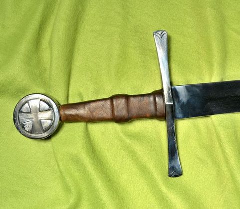 NAVARRUS, ONE HANDED COMBAT SWORD