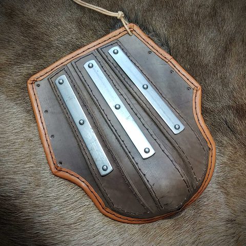 ÉQUIPEMENT D'ARMURE D'ARMURE EN CUIR HMB