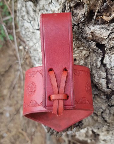 FLOWER, LEATHER DRINKING HORN HOLDER, RED