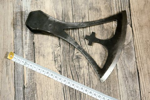 VIKING AXE FROM HEJDE, GOTLAND, REPLICA, BLUNT