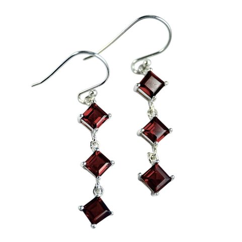 VELORA, SILVER EARRINGS, GARNET, AG 925/1000