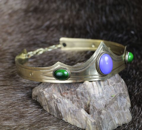 CARDIOLA - MEDIEVAL CROWN, BRASS AND GLASS