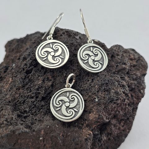 FIRE - WATER - AIR, TRISKEL, JEWELLERY SET AG 925/1000