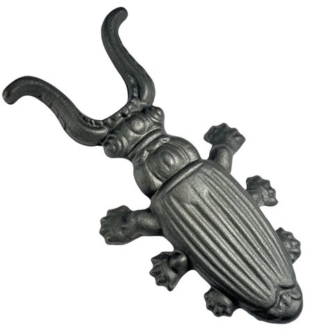 BEETLE HORN, CAST IRON SHOEHORN