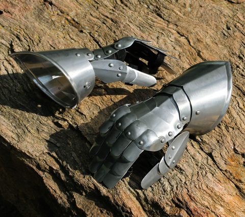CHILD GAUNTLETS