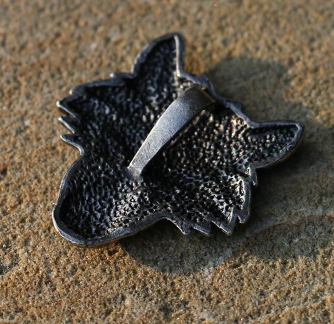 VUK, WOLF HEAD PENDANT, TIN