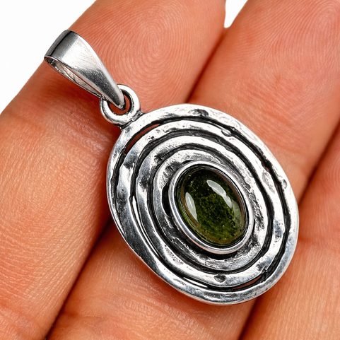 SILBERANHÄNGER MIT MOLDAVIT, QUELLE, AG 925