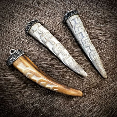TRIGLAV, CARVED SLAVIC AMULET, DEER ANTLER AND SILVER 925