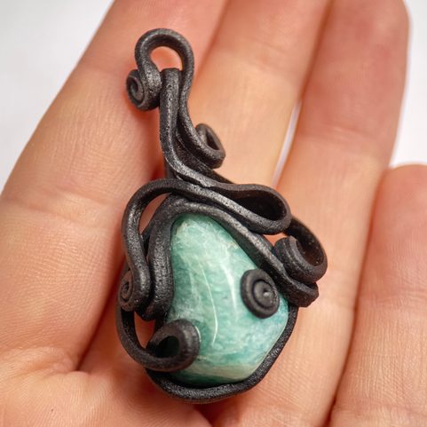 PENDENTIF EN AMAZONITE