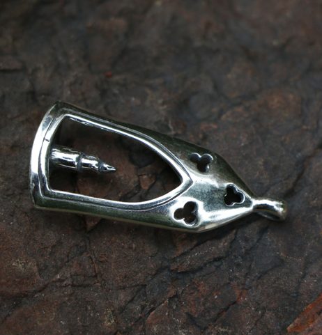 LANTERNE MÉDIÉVALE - LUMIÈRE POUR L'ÂME, PENDENTIF EN ARGENT
