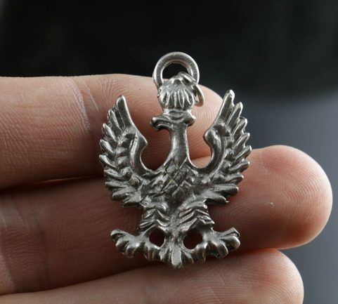 COAT OF ARMS OF POLAND, EAGLE, TIN PENDANT