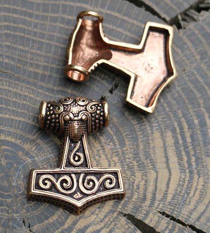 GRIMM, THOR'S HAMMER, PENDANT, BRONZE