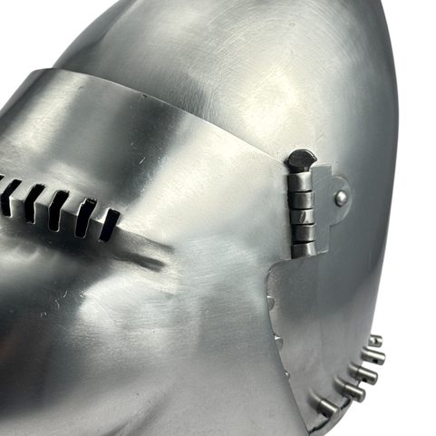BASCINET DE CASQUE, CHURBURG, XIVE SIÈCLE, ACIER DE 1,6 MM