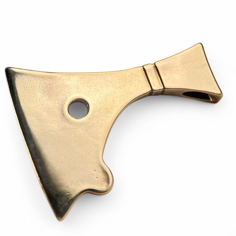 GRANDE HACHE EN BRONZE DE PERUN