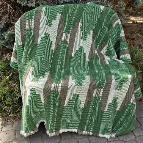 SHEVITZA, COUVERTURE TRADITIONNELLE EN LAINE DES BALKANS, NATURELLE