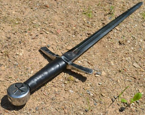 TEMPLAR, DAGGER WITH A CROSS