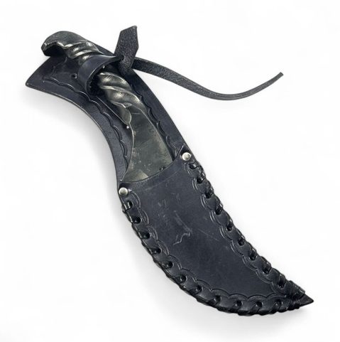 WOLF CLAW FORGED KNIFE